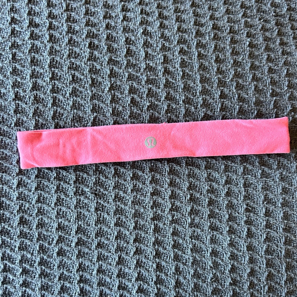 Lululemon Headband - Pink. Worn once.